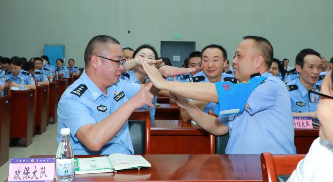 【人医动态】健康管家驻警营 医警同心护平安