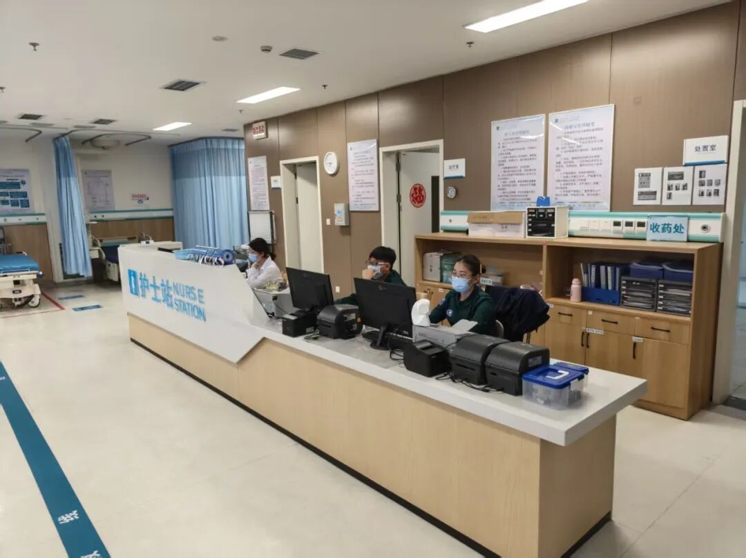绿茵“热”战，白衣为甲  淮安市一院21人医疗团队护航淮安主场焦点对决