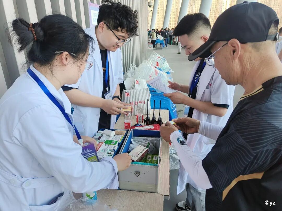绿茵“热”战，白衣为甲  淮安市一院21人医疗团队护航淮安主场焦点对决