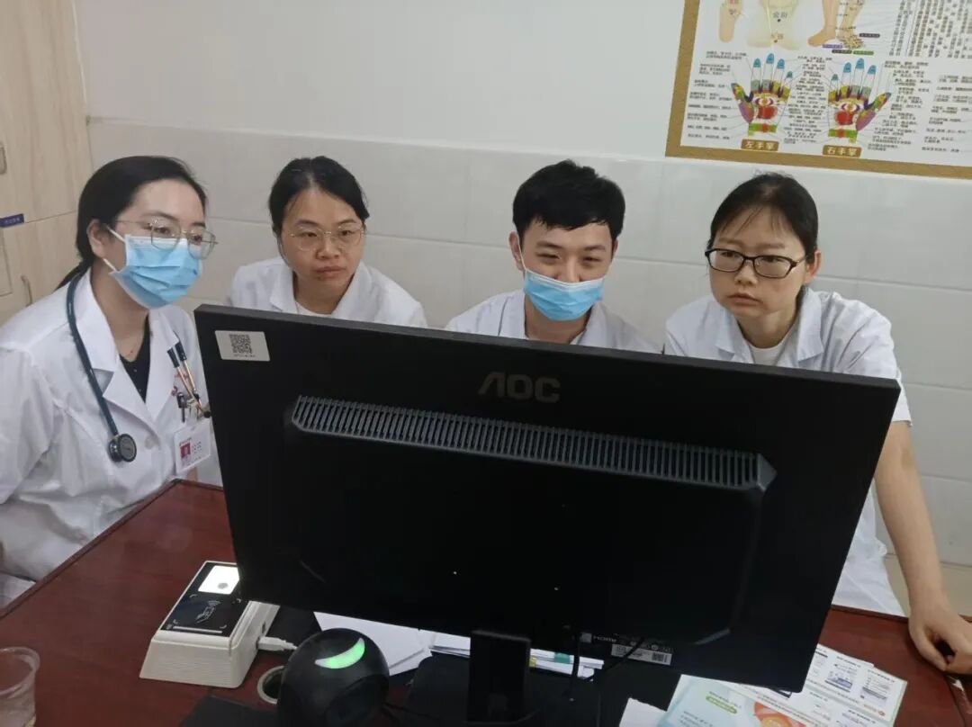 为民办实事|巡回医疗队四次走进韶山，把三甲医院“搬”到群众家门口