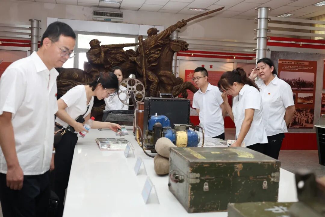 石河子市人民医院开展庆祝建党 105 周年主题党日活动