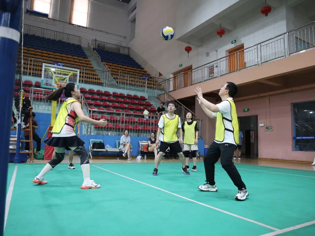 以球聚力，以赛促融——湘潭市第一人民医院2026年职工气排球比赛圆满落幕