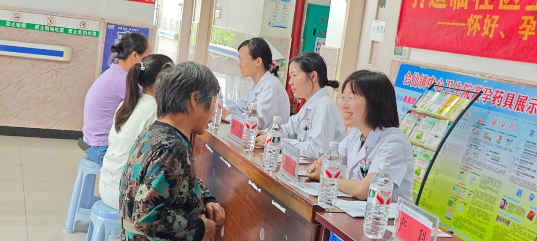【协作组在基层】二附院孕产康一体化协作组走进会仙镇开展义诊活动