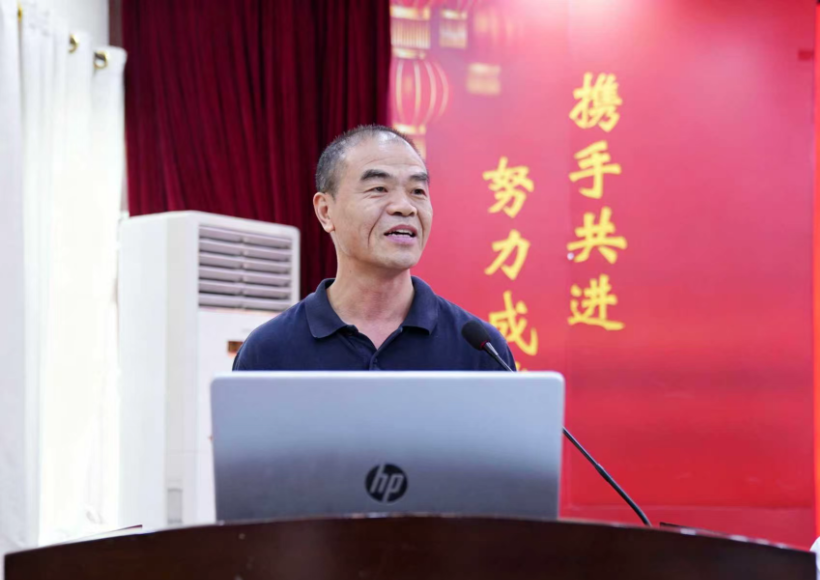 郑州大学第五附属医院、第五临床医学院举行庆祝中国共产党成立 105 周年暨「七一」表彰大会