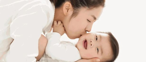 记一例高龄瘢痕子宫阴道试产