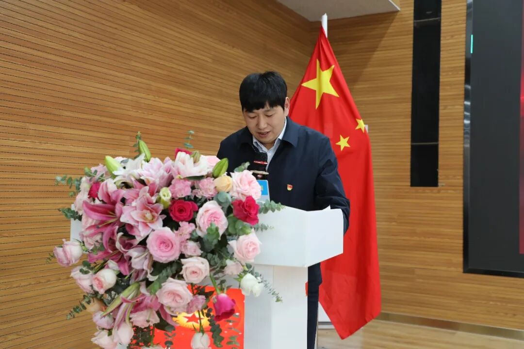 红心向党 医心为民——西藏阜康医院党委召开庆祝中国共产党成立 105 周年暨「七一」表彰大会