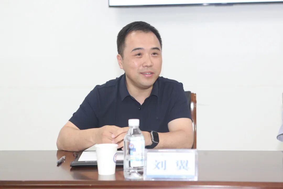 绵阳市中心医院聘任中华医学会副会长王健为高质量发展智库专家