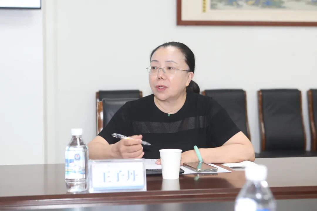 绵阳市中心医院聘任中华医学会副会长王健为高质量发展智库专家