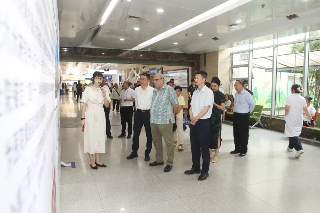 摩洛哥驻华大使阿卜杜勒卡德尔·安萨里一行到访绵阳市中心医院