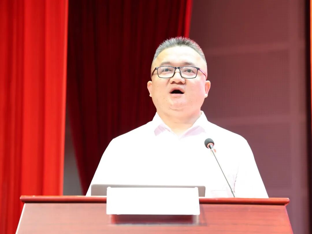 致敬榜样力量 书香涵养初心——我院召开庆祝中国共产党成立 105 周年暨「两优一先」表彰大会、「书香一医」读书分享会