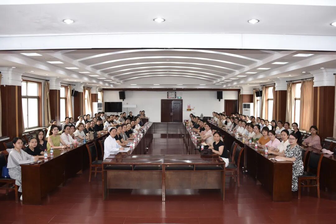 养颜·风控·施术 | 洛阳市护理学会内科护理分会第二季度学术交流会在河科大二附院成功举办