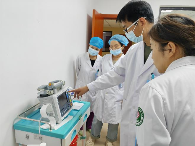 以考促练，以练促学 | 河科大二附院开展心肺复苏、电除颤急救技能考核
