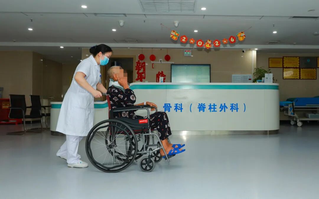 【人医榜样】深耕护理二十载 做医患最信任的人——记合江县人民医院医共体优秀护士谢祥琴