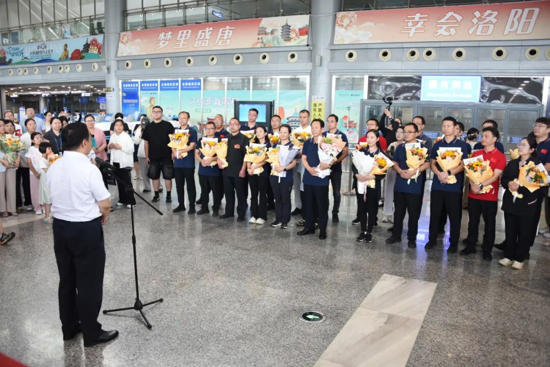 跨越万里践初心 仁术援非载誉归——河科大二附院两名援赞医疗队员圆满完成任务凯旋