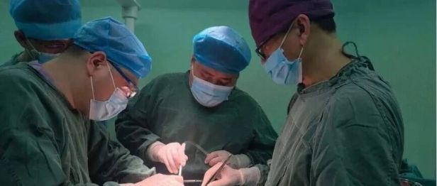 专科实力聚焦：我院腹膜后肿瘤诊疗中心完成巨大腹膜后肿瘤多脏器联合切除术