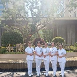 专科携手送健康 医养护航暖夕阳——我院专科护理小组走进蓉园开展“健康快车”系列分享活动