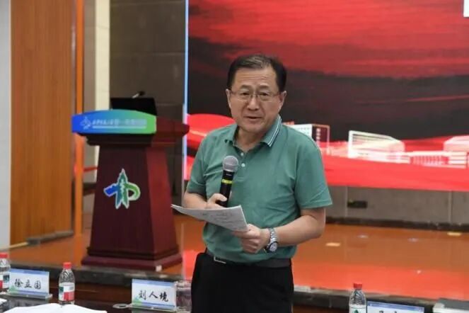 交大一附院召开2026年度重点任务中期考核答辩会