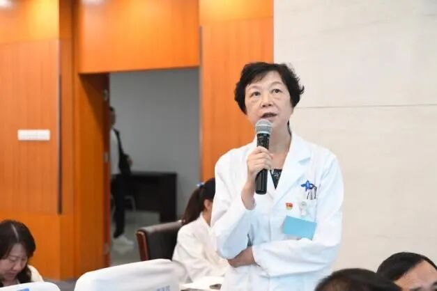 交大一附院召开2026年度重点任务中期考核答辩会