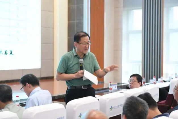 交大一附院召开2026年度重点任务中期考核答辩会