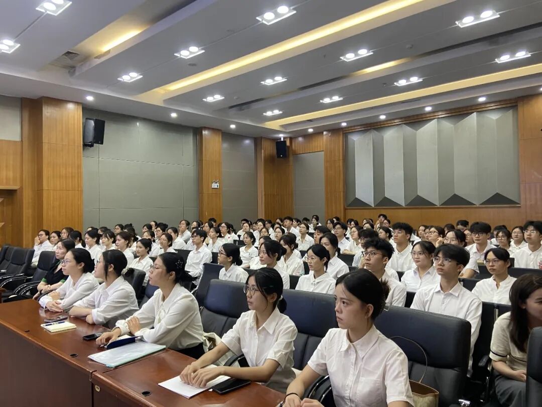 新面孔 新起点 | 广西医科大一附院举行2026年新入职护士岗前培训开班仪式