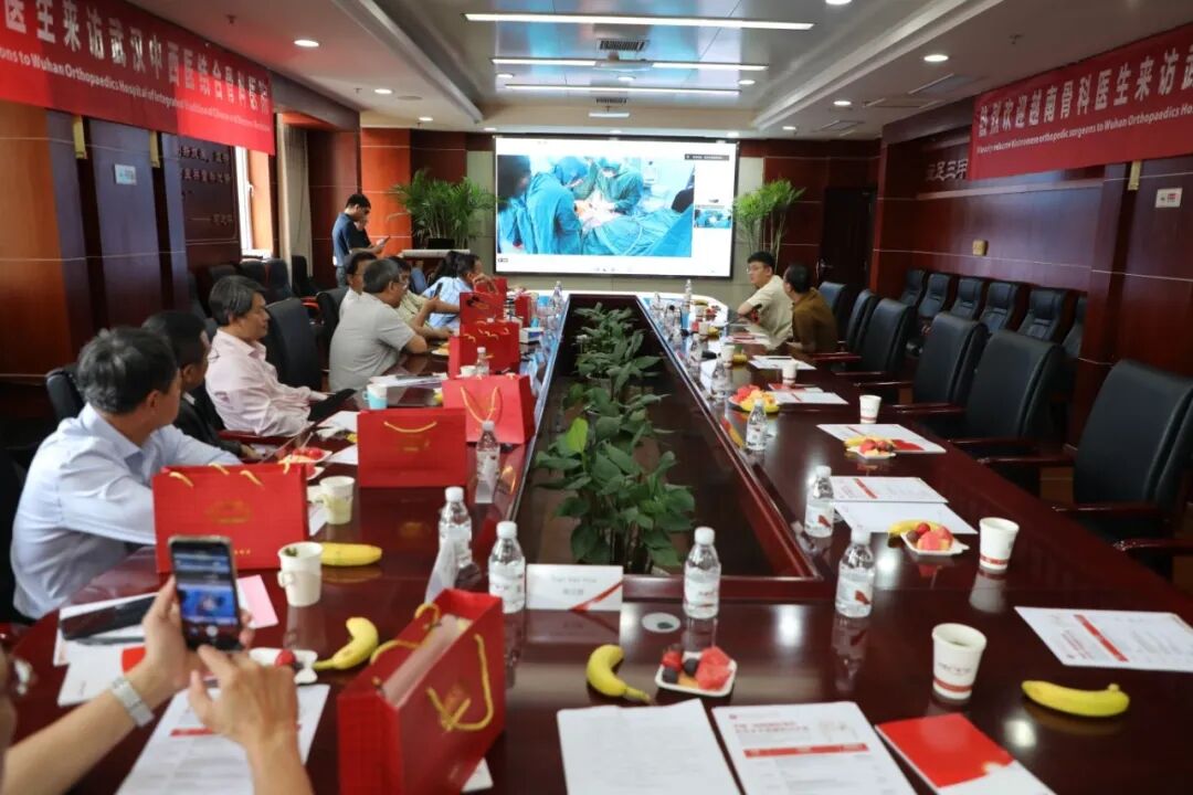 跨国学术交流,共探关节诊疗|中国 — 越南国际骨科关节手术观摩研讨沙龙圆满落幕