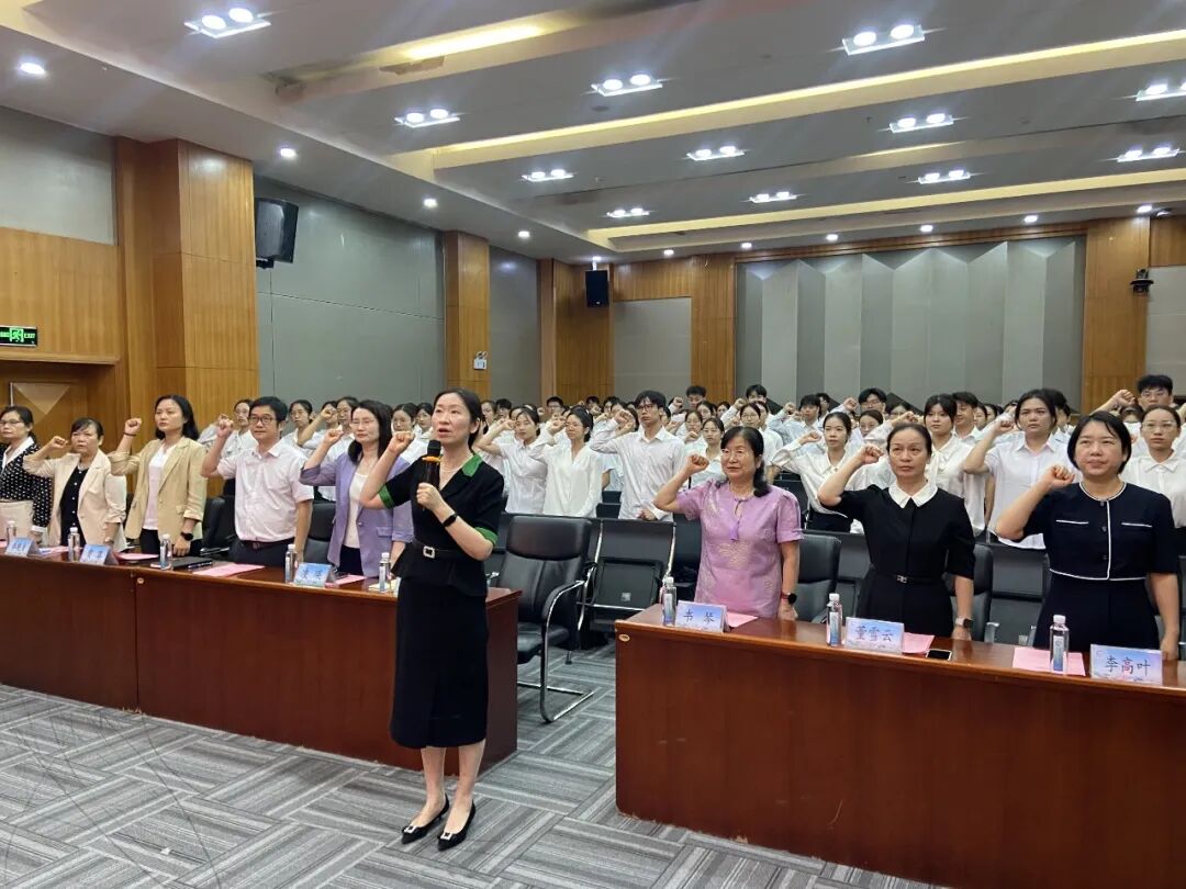 新面孔 新起点 | 广西医科大一附院举行2026年新入职护士岗前培训开班仪式