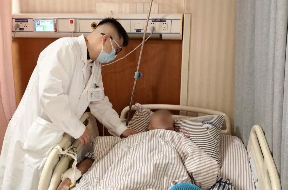 高龄+尿毒症+心梗,7个“支架”又堵了!上海天佑医院多学科上演生命接力