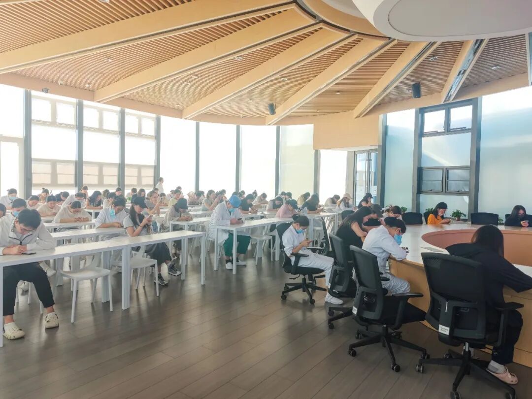 淬炼专业功底，守护护理初心 | 燕达陆道培医院护理部圆满完成半年度护理分层级考核工作