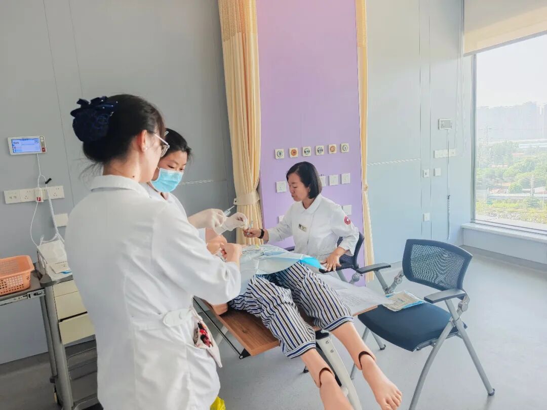 淬炼专业功底，守护护理初心 | 燕达陆道培医院护理部圆满完成半年度护理分层级考核工作