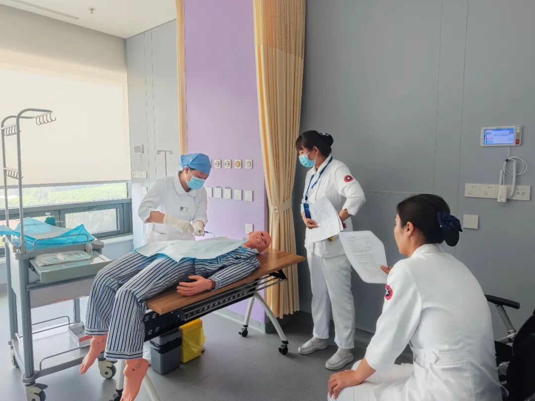 淬炼专业功底，守护护理初心 | 燕达陆道培医院护理部圆满完成半年度护理分层级考核工作