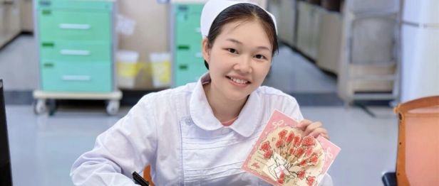 关爱“一老一小”馨服务｜二附院骨科病房温情守护患者康复路