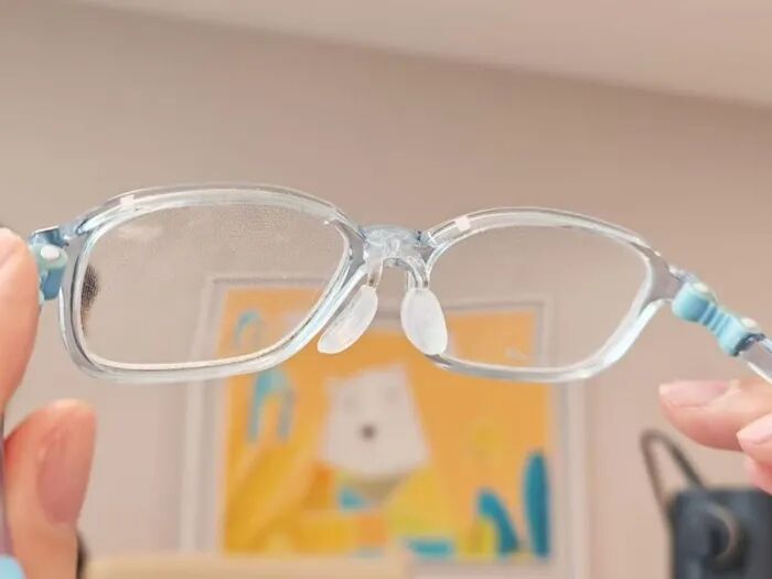 "近视防控镜"险成"毁眼镜"——辽宁爱尔眼科精准诊疗揭开10岁患儿斜视真相
