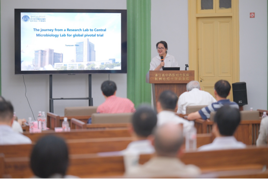 泛结核病全球专家团到访浙江省中西医结合医院共推结核病全球临床试验中心实验室建设