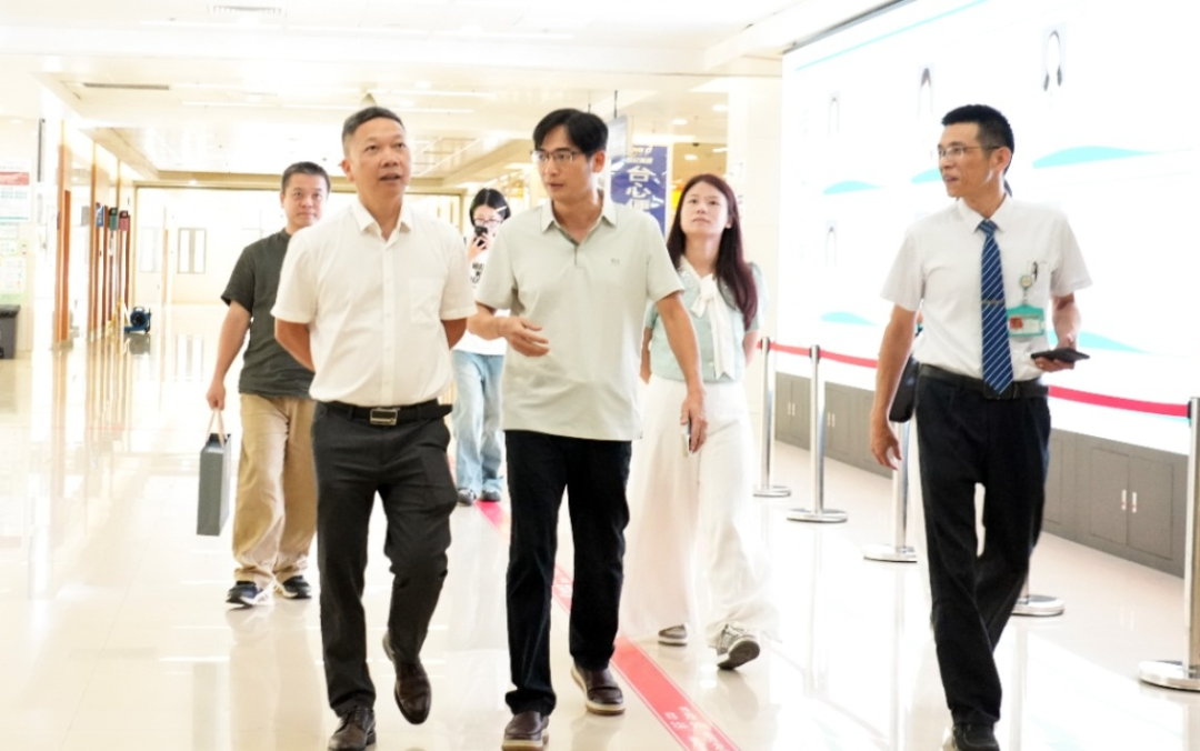 聚力商企健康服务 共建暖心医疗保障——东莞市海南商会及多商协会代表到访台心医院共商合作