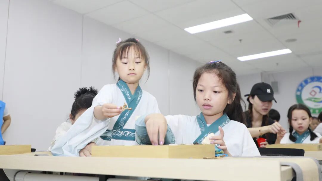 童趣逐夏 守护成长｜湖北省第三人民医院“岐黄少年健康卫士”儿童夏令营（第一期）圆满举办