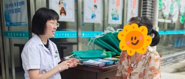 【协作组在基层】二附院孕产康一体化协作组走进中庸镇开展义诊活动