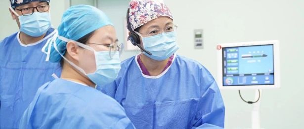 漳州前列，百例无痕 | 吴秀萍的乳腺腔镜“美学”
