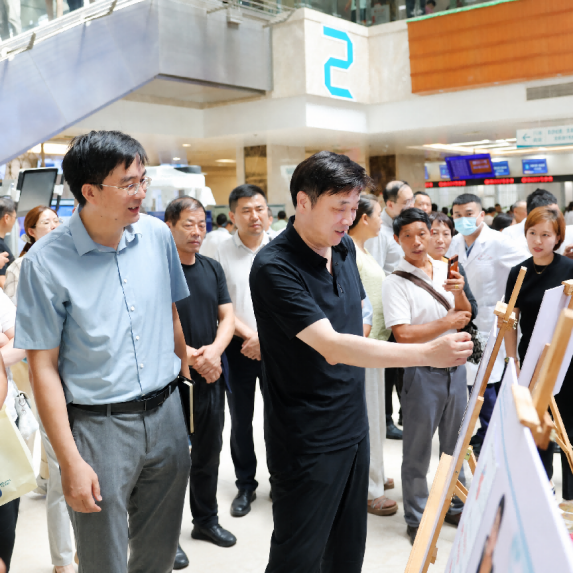 绘画解疑虑・落笔安患心——淮安市一院举办病情沟通手绘作品展！