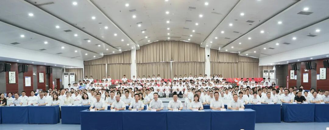 集结!新同事已就位 绵阳市中心医院2026年岗前培训正式开启