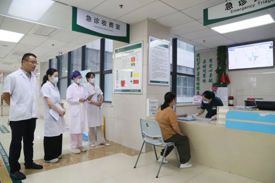 以练筑防 以训备战—— 荆门市中心医院开展发热伴血小板减少综合征(SFTS)全流程应急处置演练