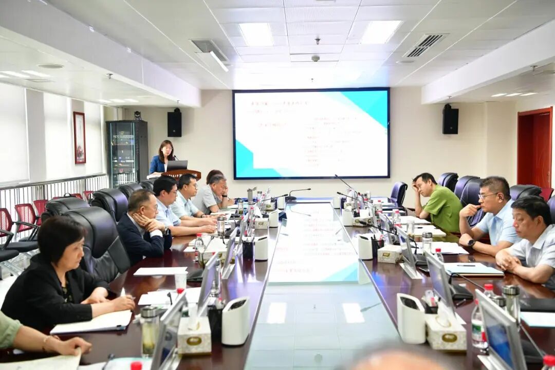 聚力攻坚国家医学中心 同心奋进七十华诞新程 | 交大一附院召开领导班子暑期务虚会