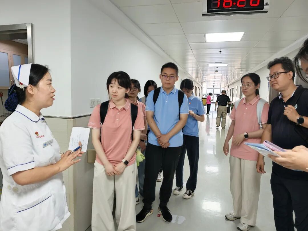医学交流|北京协和医学院师生代表团走进西安市第三医院开展实践交流