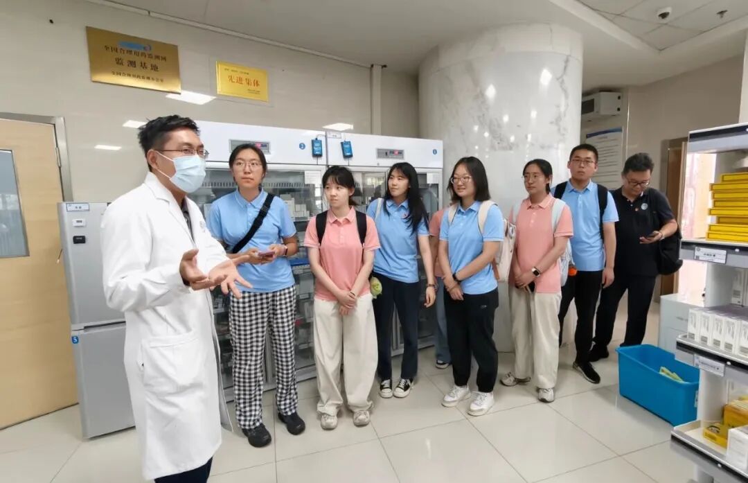 医学交流|北京协和医学院师生代表团走进西安市第三医院开展实践交流