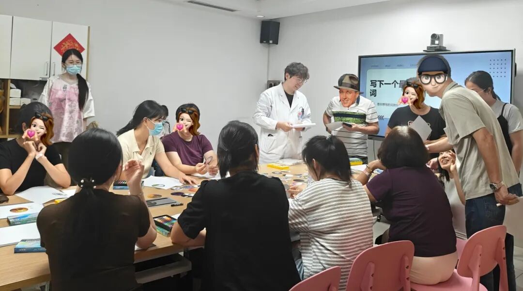 深圳市妇幼保健院表达艺术疗愈工作坊温情启幕