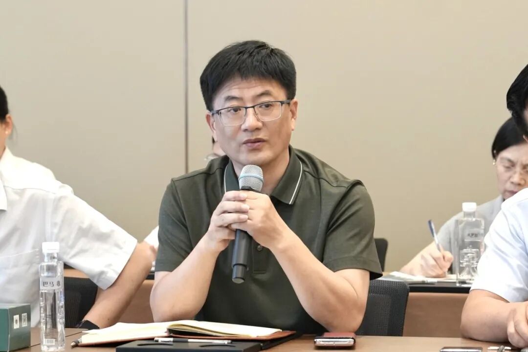 工作座谈 | 黄山华泽医院召开2026年第二季度院聘专家工作座谈会