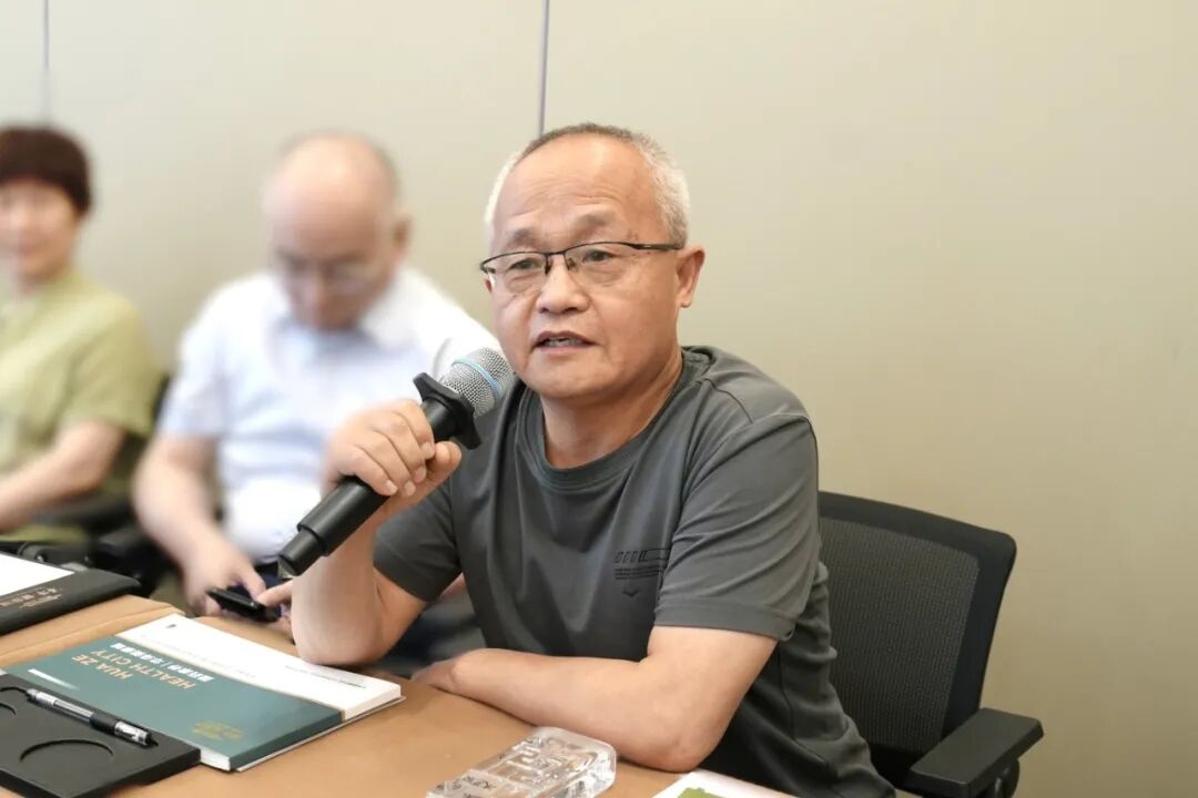 工作座谈 | 黄山华泽医院召开2026年第二季度院聘专家工作座谈会