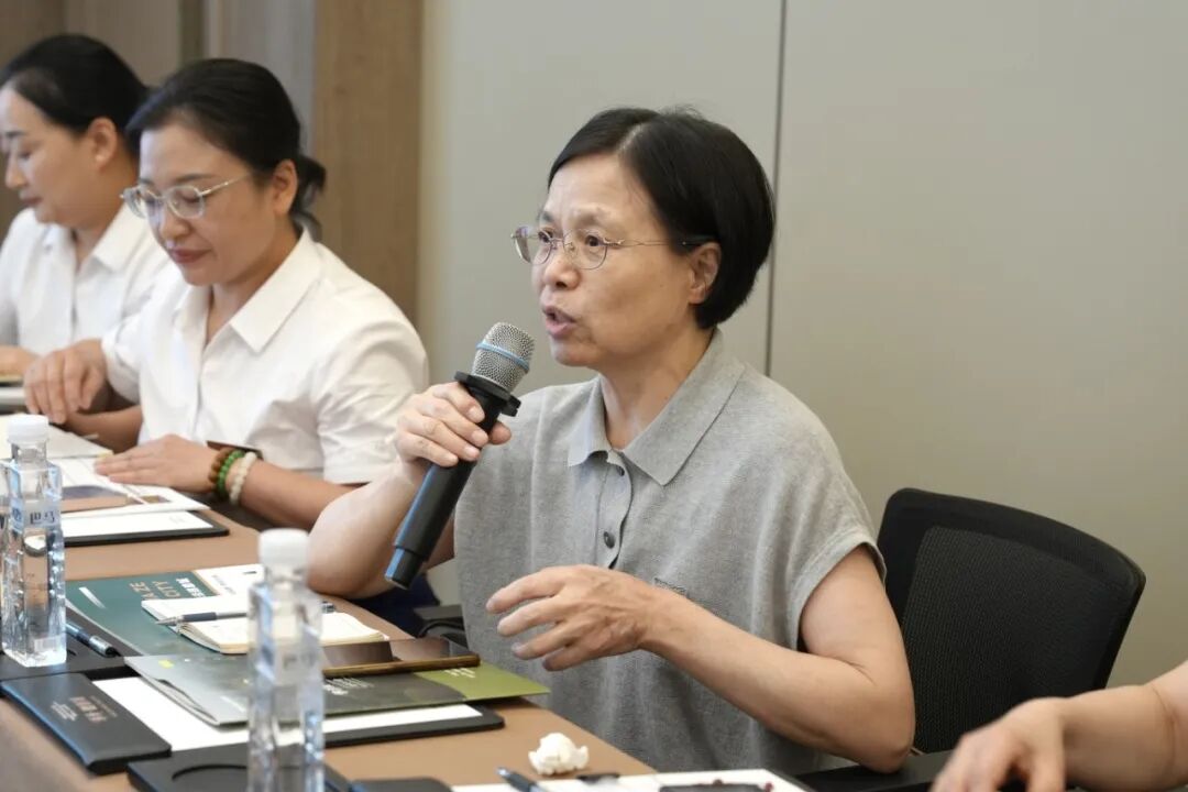 工作座谈 | 黄山华泽医院召开2026年第二季度院聘专家工作座谈会