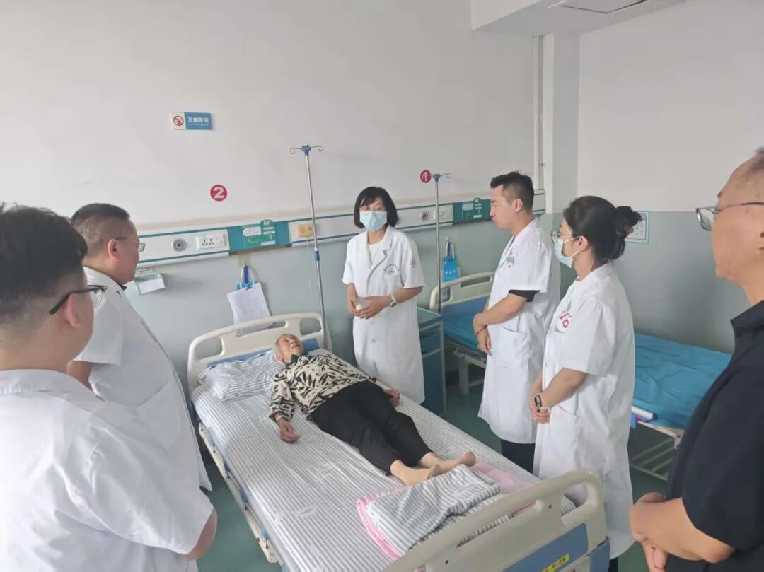 长治市中医医院肿瘤科专家团队赴潞城区人民医院开展中西医协同肿瘤诊治学术交流