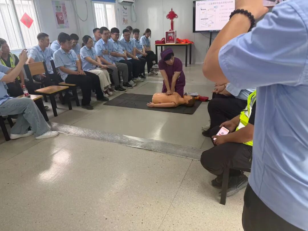 【企事业合作】燕达医院急诊医学科走进国农港北二区项目部开展急救知识与技能培训