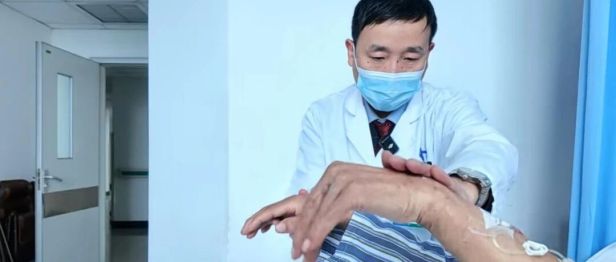 建功立业在东院 | 杨剑波：领航东院区神经内科破局奋进开新篇